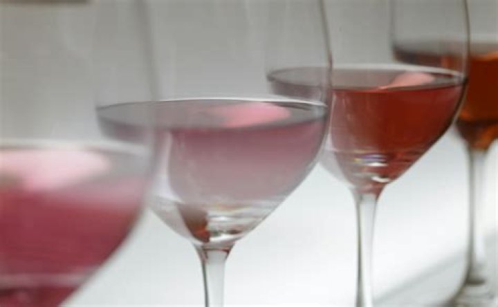 How do you spell rose wine?