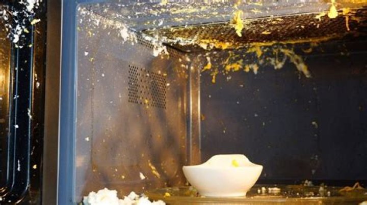 Why do carrots explode in the microwave?